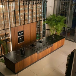 Chughtaiz Kitchens & Wardrobes