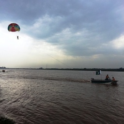 LAHORE MARINA BOAT CLUB