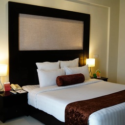 Ramada  Karachi Creek Hotel