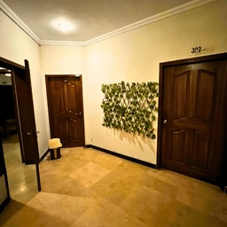 Dove's - Inn Hotel