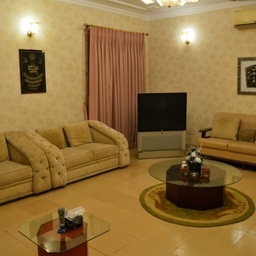 Zamzam Residency Guest House