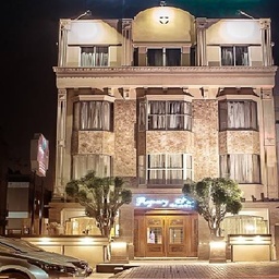Regency Inn