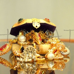 Hayat jewellery