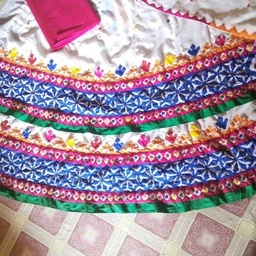 Larkana Applique Outlet