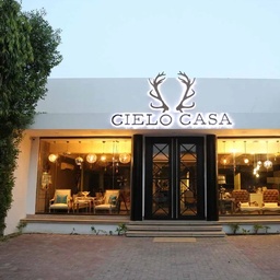 Cielo Casa Armani / Dada