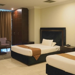 HOTEL AKBARS KINARA