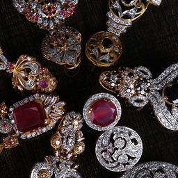 Hayat jewellery