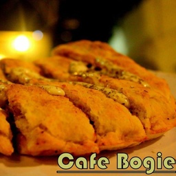CAFÈ BOGIE