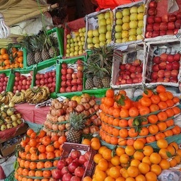 Lahore fruit markeet