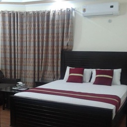 Star Guest House Lahore