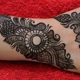 Amreen Mehndi Expert