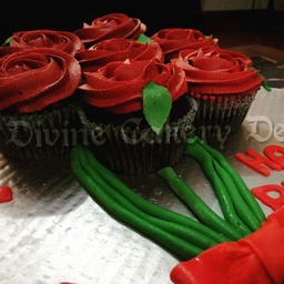 Divine Cakery Delight's