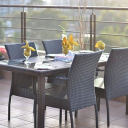 Maisonette Express Hotel