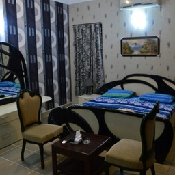 Zamzam Residency Guest House